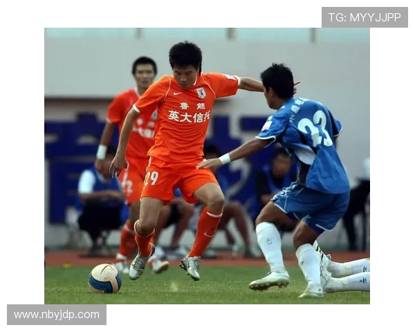 埃斯锋线强势崛起,持续提升助力球队争夺赛季荣誉 埃斯锋线强势崛起,持续提升助力球队争夺赛季荣誉