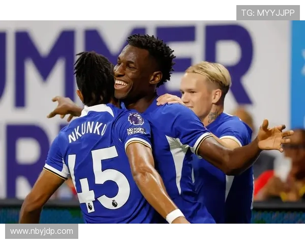 切尔西阵容豪华却难成体系,人多势众反显整体性不足 切尔西阵容豪华却难成体系,人多势众反显整体性不足