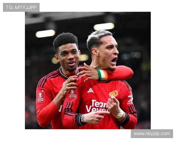 拉菲尼亚与安东尼：巴西边锋战术角色及体系适配性对比